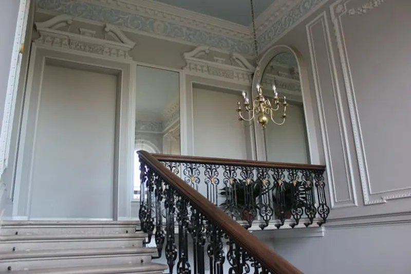 Staircase at Vacant Richmond basement flat, F1056 (photo 32)