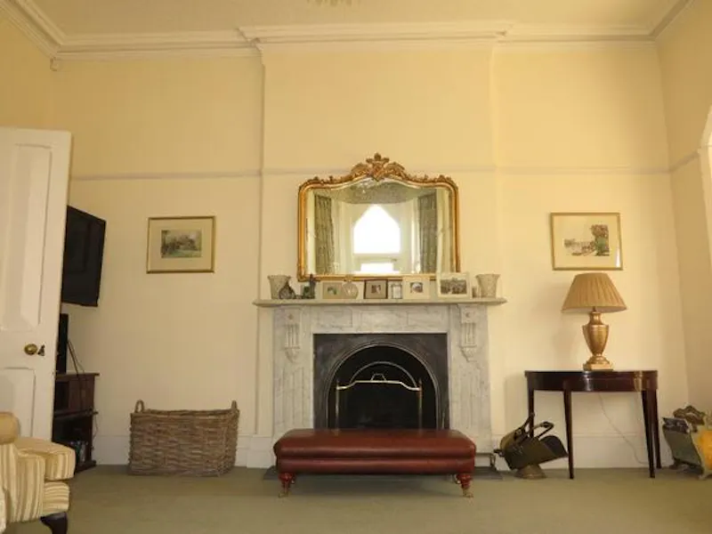 Newton Abbot Gothic house, B1647 (photo 7)