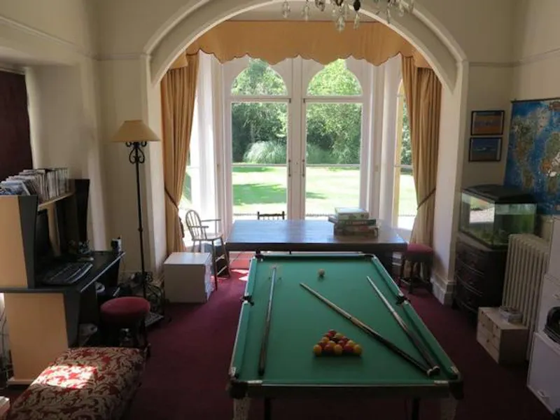 Games room at Newton Abbot Gothic house, B1647 (photo 8)
