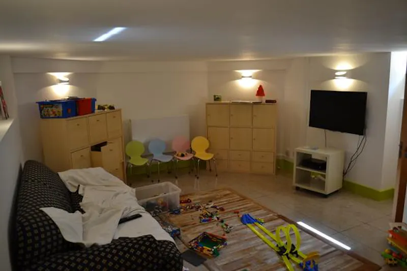 Games room at Film location E403 in London (photo 10)