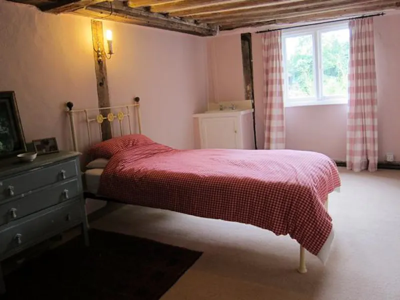 Kent traditional country house, M286 (photo 26)