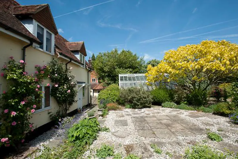 Terrace/Patio at Kent traditional country house, M286 (photo 35)