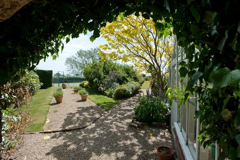 Kent traditional country house, M286 (photo 42)