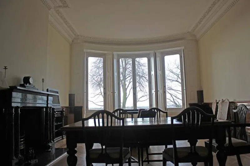 Period flat in Richmond, F1057 (photo 4)