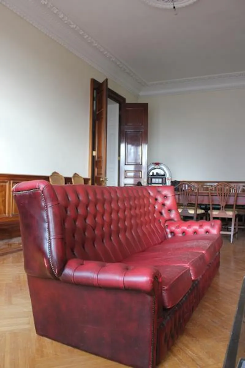 Period flat in Richmond, F1057 (photo 7)