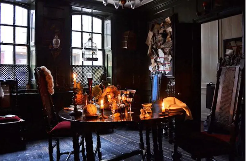 Authentic Spitalfields townhouse, A1358 (photo 4)