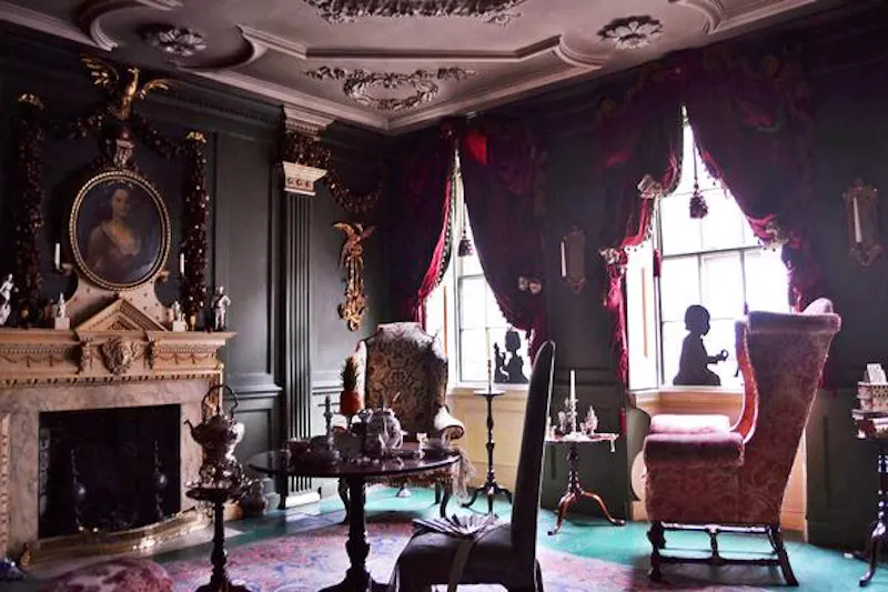 Living Room at Authentic Spitalfields townhouse, A1358 (photo 21)