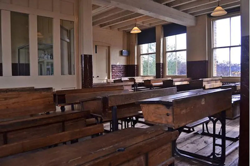 Mile End Victorian school, J211 (photo 10)