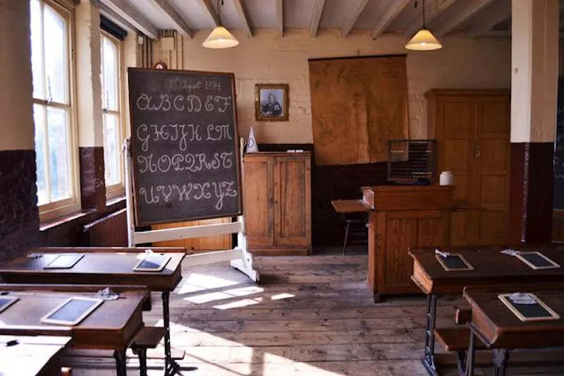Mile End Victorian school, J211 (photo 11)