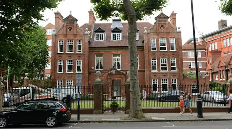 Traditional almshouses in Victoria, Q81 (photo 1)