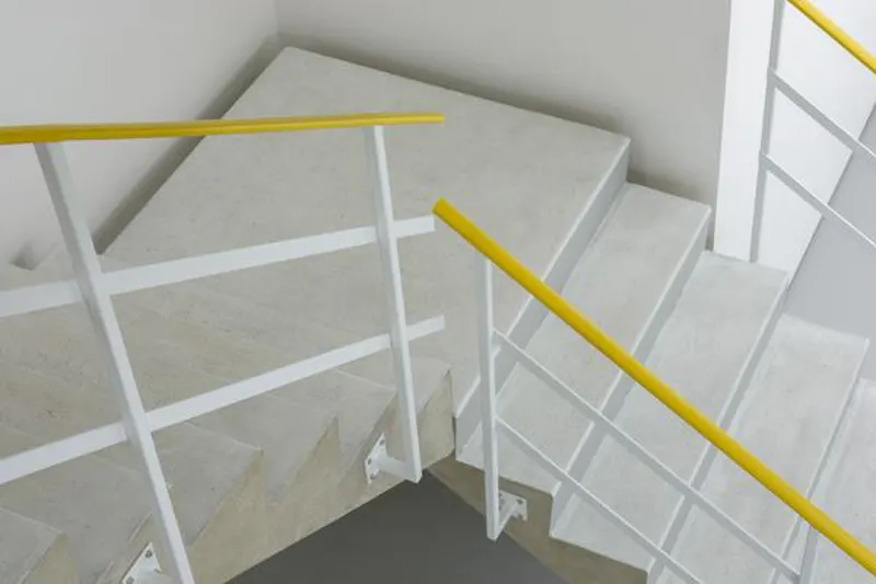 Modern Cambridge Heath studio, N386 (photo 5)