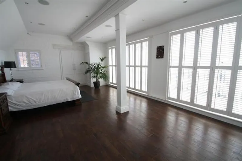 Bedroom at Southend esplanade house, D2194 (photo 18)