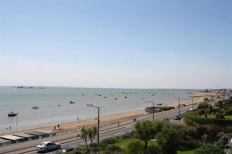 Southend esplanade house, D2194 (photo 25)