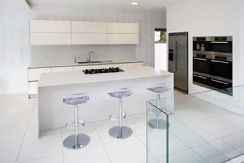 Modern Croydon house with pool, K397 (photo 4)