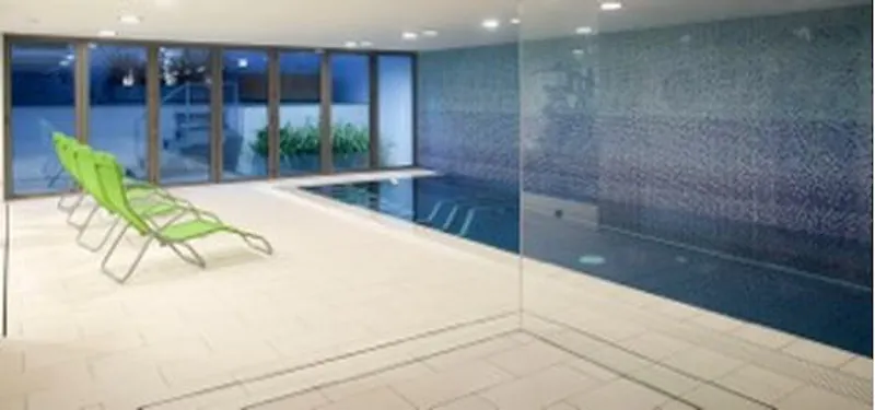 Modern Croydon house with pool, K397 (photo 14)