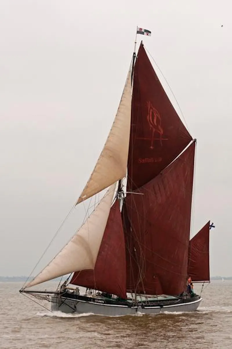St Katherine's luxury barge, HSE24 (photo 27)
