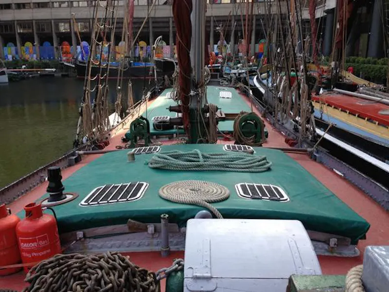 St Katherine's luxury barge, HSE24 (photo 42)