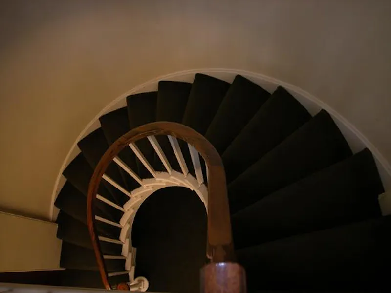 Staircase at Historic museum in Lambeth, Q83 (photo 10)