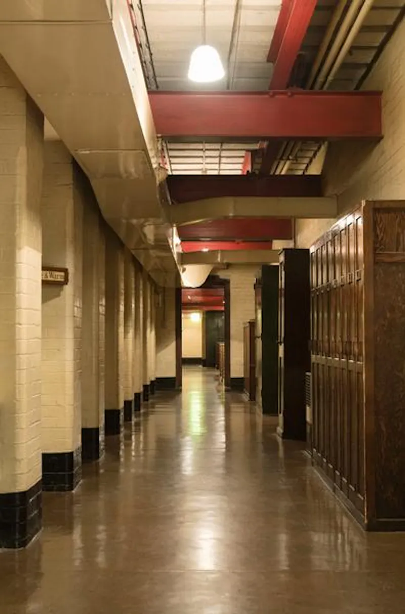 Westminster WWII rooms, Q84 (photo 11)