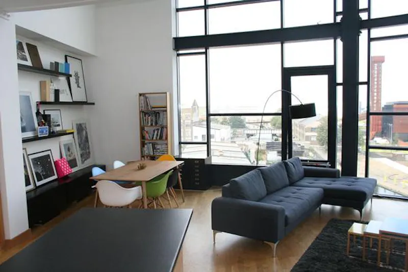 Dining room at Double height Stratford flat, F1060 (photo 4)