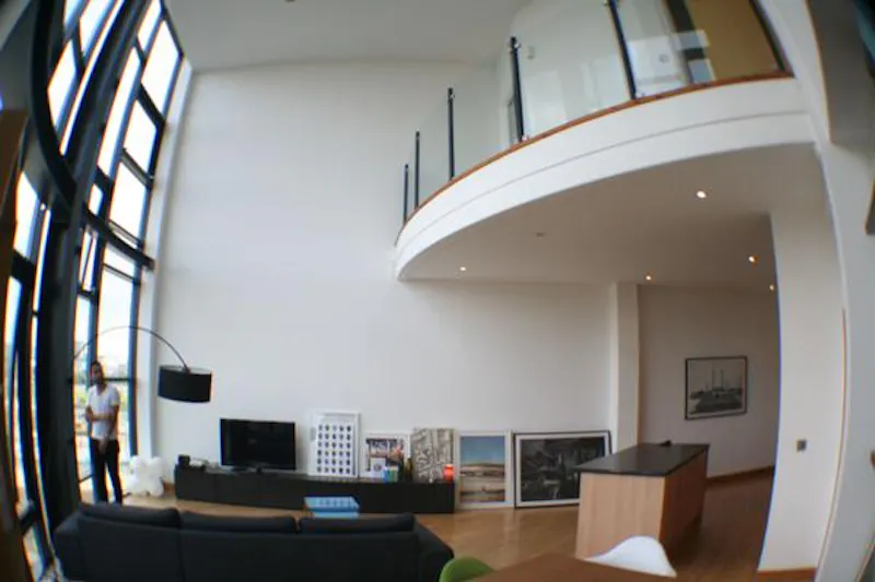Double height Stratford flat, F1060 (photo 12)