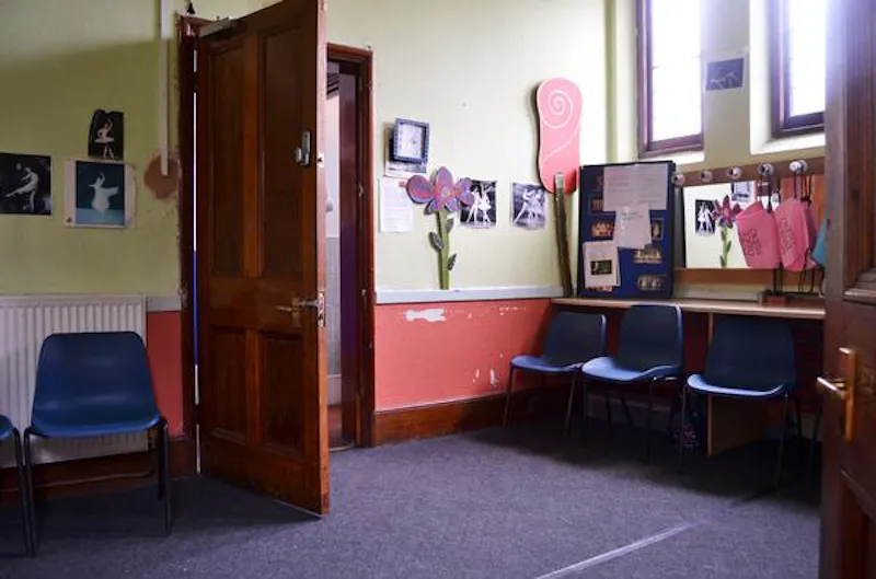 Loughborough Junction music hall, N387 (photo 30)