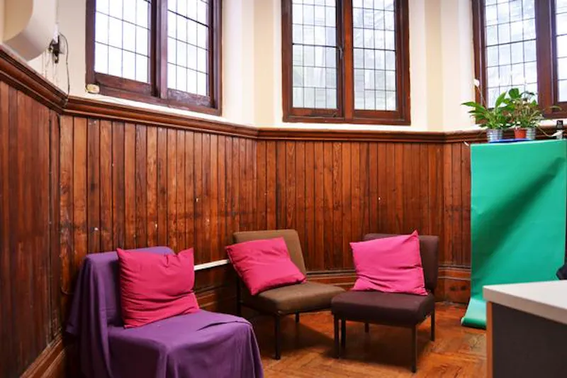 Loughborough Junction music hall, N387 (photo 11)