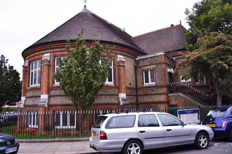 Loughborough Junction music hall, N387 (photo 39)