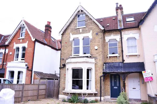 Streatham family house, B1650