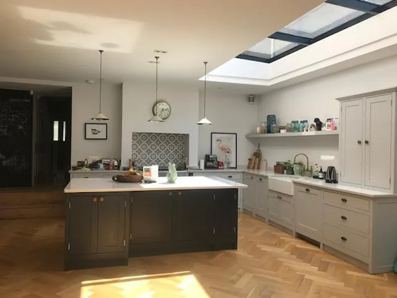 Kitchen at Streatham family house, B1650 (photo 11)