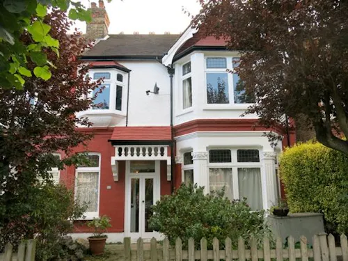 Family house in Streatham, B1651