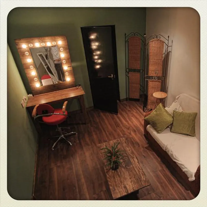 Industrial studio space in Bolton, N388 (photo 5)