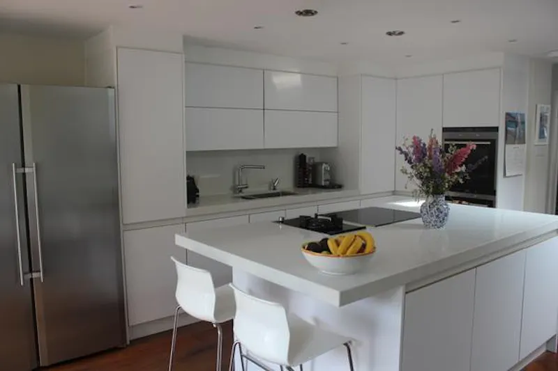 Kitchen at Beautiful Balham house, B1652 (photo 3)