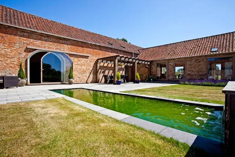 Garden at Film location D2201 in Lincolnshire (photo 21)