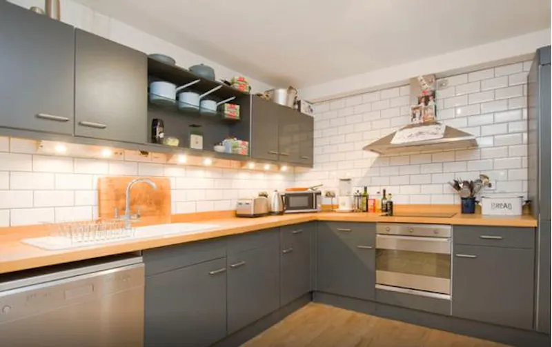 Kitchen at Converted factory in Hackney, F1063 (photo 10)