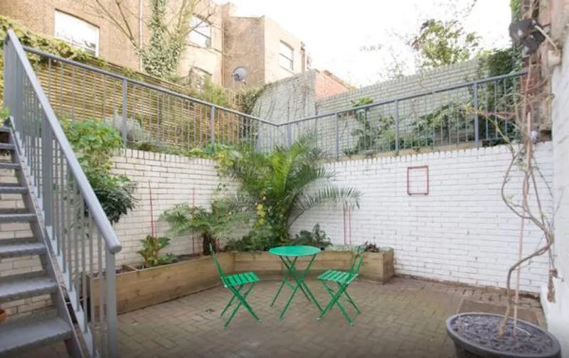 Garden at Converted factory in Hackney, F1063 (photo 19)