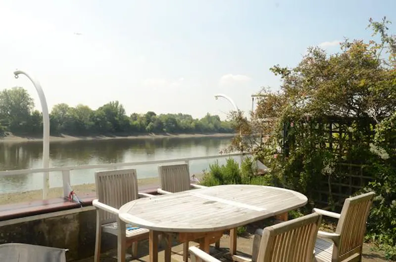 Hammersmith riverside house , A1365 (photo 31)
