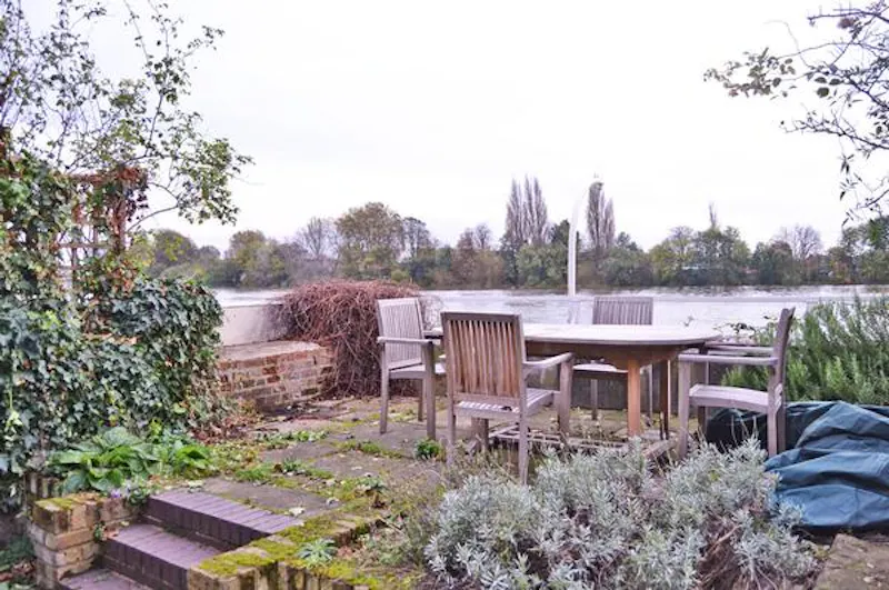 Hammersmith riverside house , A1365 (photo 39)