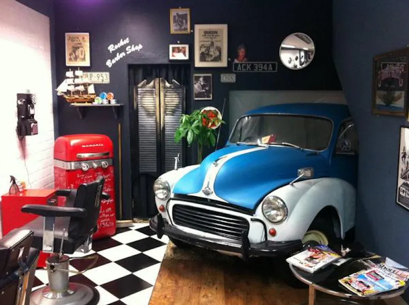 Traditional Hackney barber shop , Q88 (photo 3)