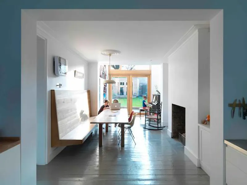 Dining room at Bright, modern Hackney house, A1367 (photo 4)