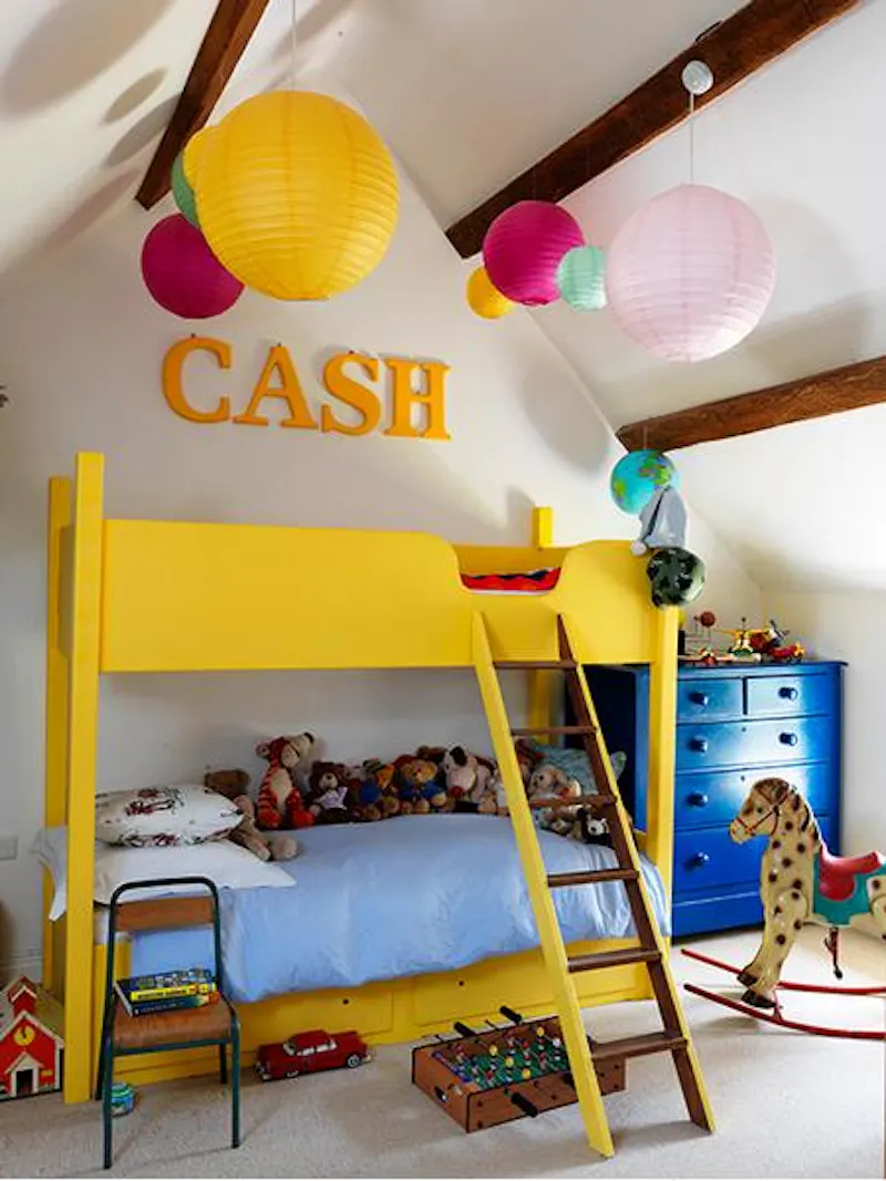 Bedroom - child's at Film location C855 in Oxfordshire (photo 11)