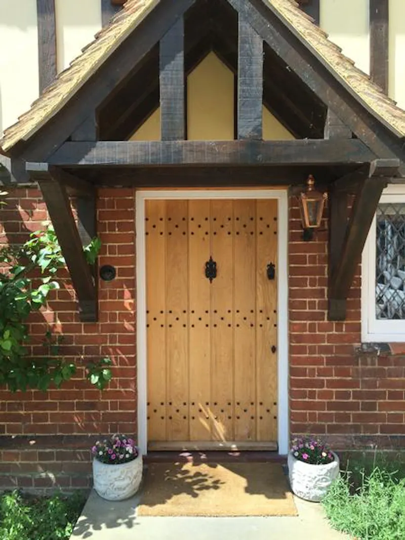 Beautiful Ware Tudor house, M289 (photo 28)
