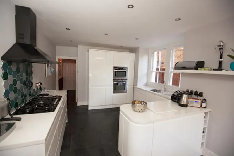 Kitchen at West Dulwich family house, E408 (photo 13)