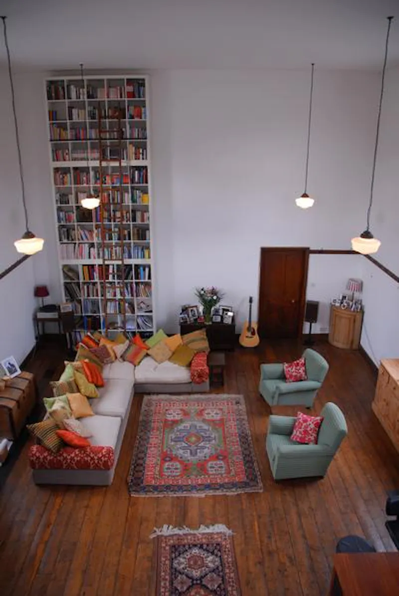 Living Room at Film location CH92 in Wiltshire (photo 3)