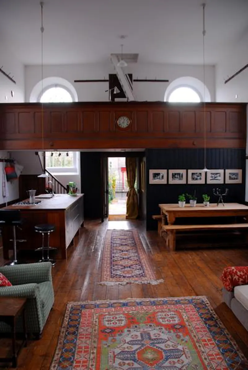Kitchen at Film location CH92 in Wiltshire (photo 4)