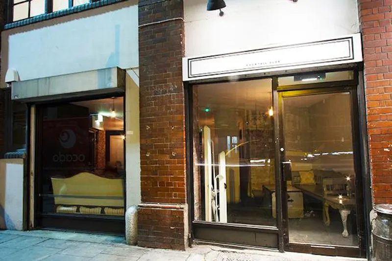 Hackney cocktail club, R792 (photo 1)