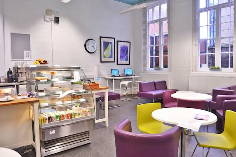 Bar at Colourful Angel school/studio, Q95 (photo 5)
