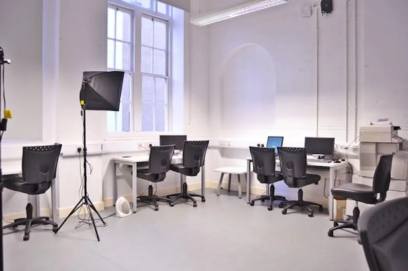 Colourful Angel school/studio, Q95 (photo 17)