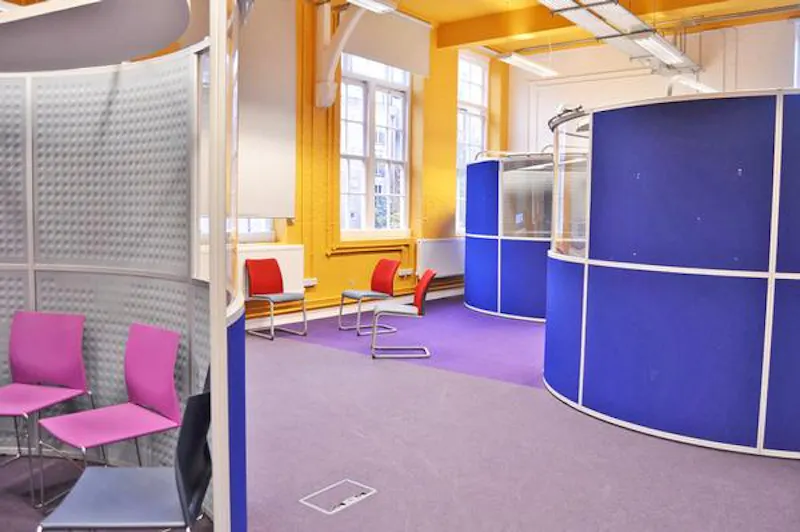 Colourful Angel school/studio, Q95 (photo 23)