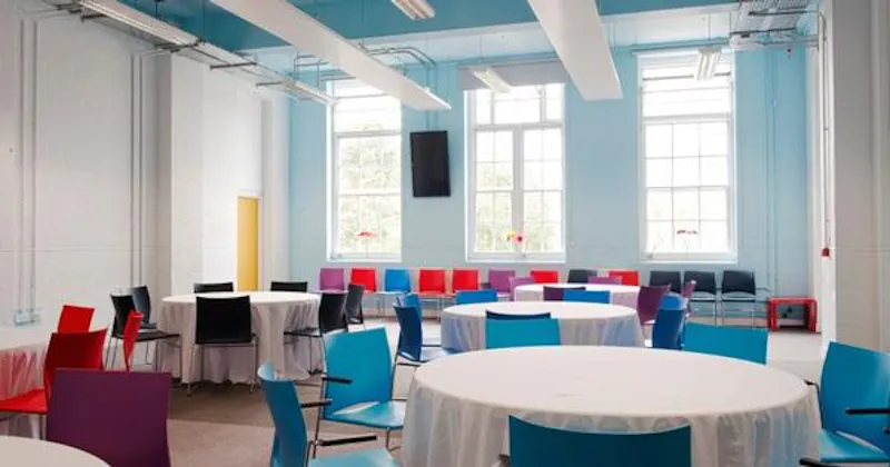 Colourful Angel school/studio, Q95 (photo 35)